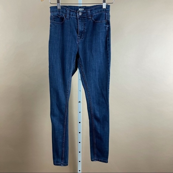 Urban Outfitters BDG Size 26 x 29 High Rise Twig Ankle Jeans Skinny Grunge - Picture 2 of 9